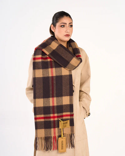 Lucchi Italy’s Scottish Women’s and Men’s Scarves: Heritage Woven In Every Thread