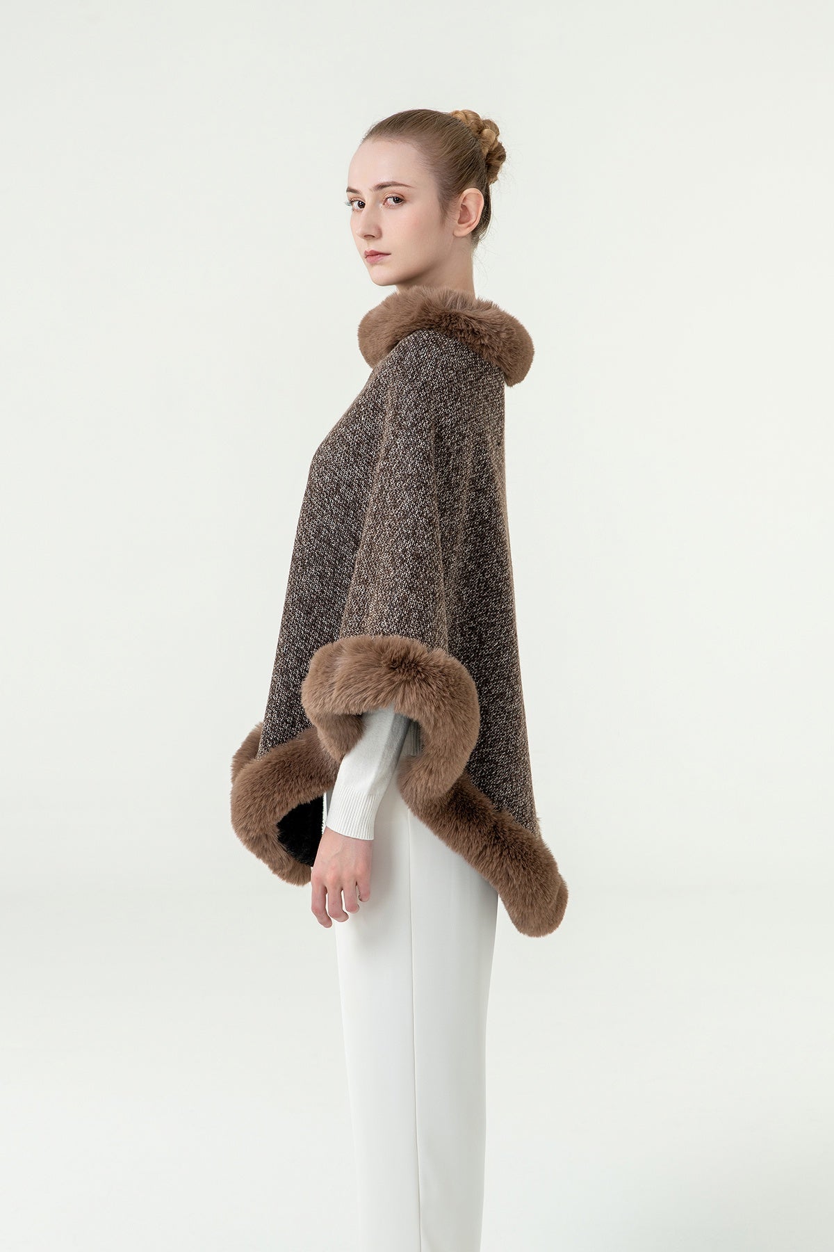 Lucchi Italy Women's Poncho - Beige