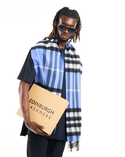 100% Pure Lambswool Scarf DC Check Light Blue