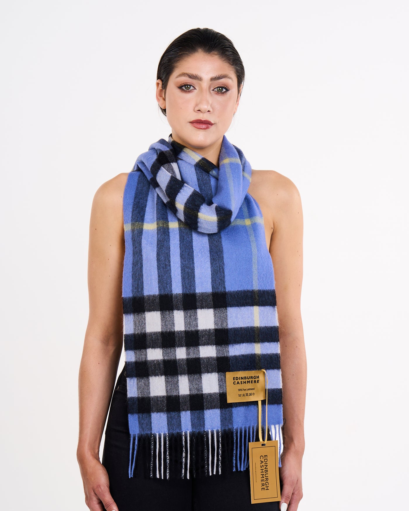 100% Pure Lambswool Scarf DC Check Light Blue