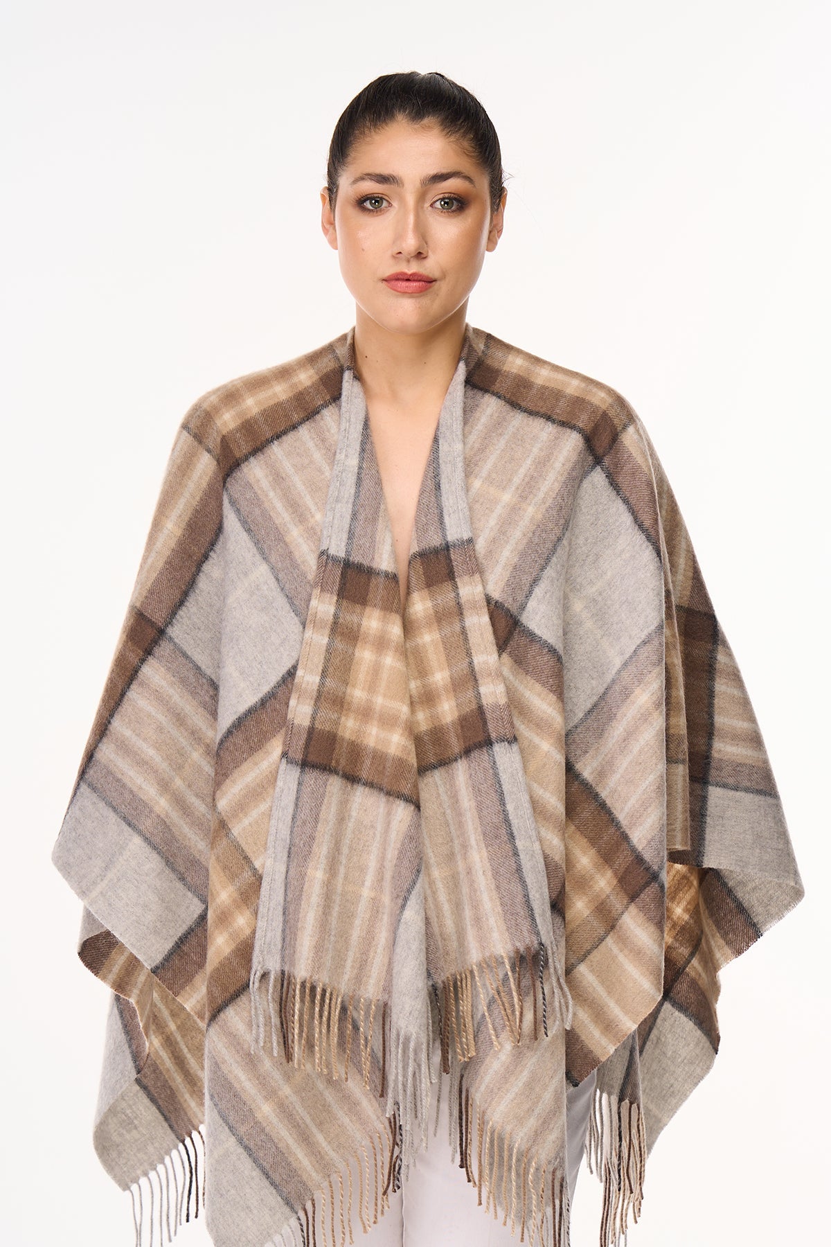 Lucchi Italy Cape MacKellar Tartan Poncho 100% Pure Lambswool