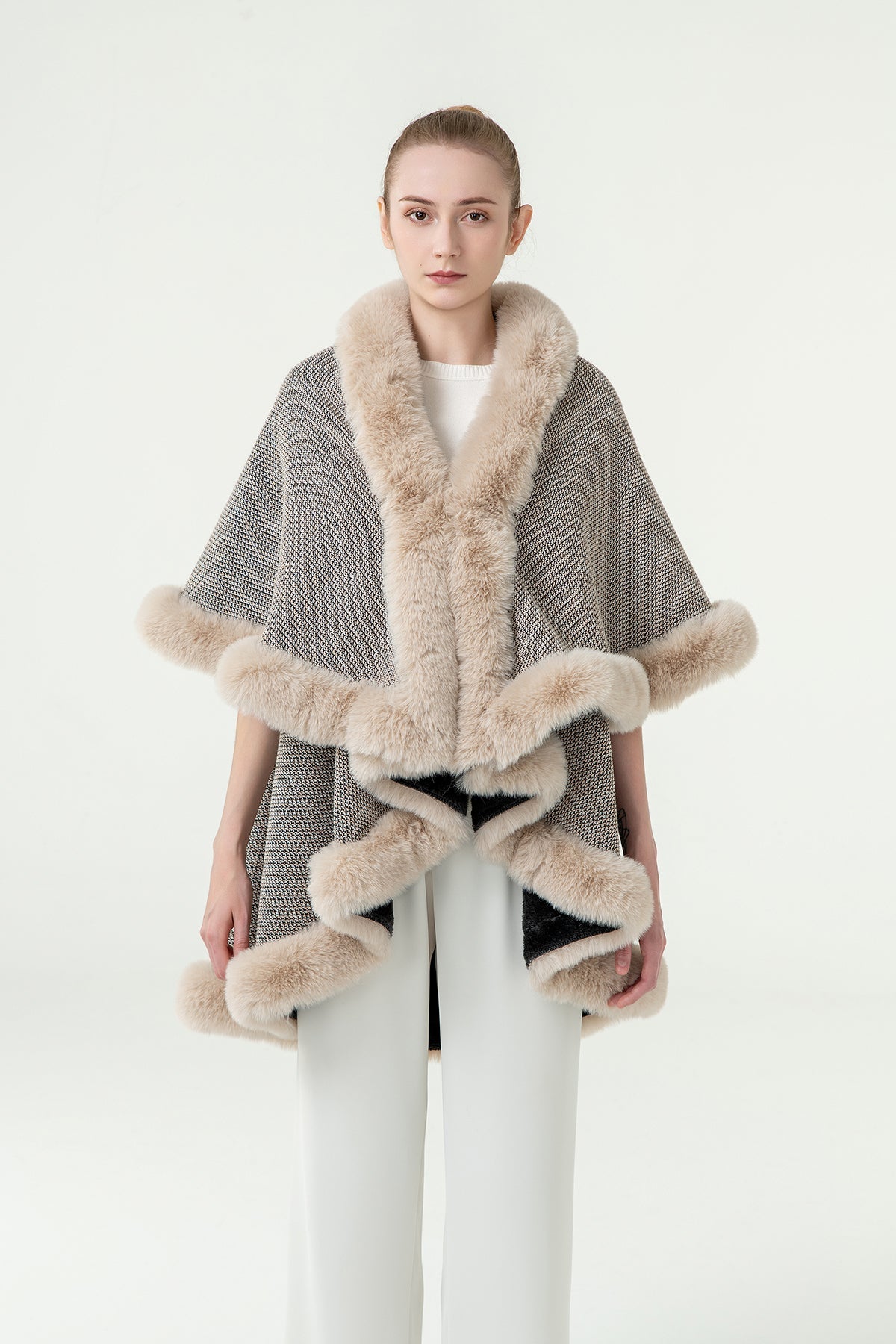 Lucchi Italy Women's Cape - Grey
