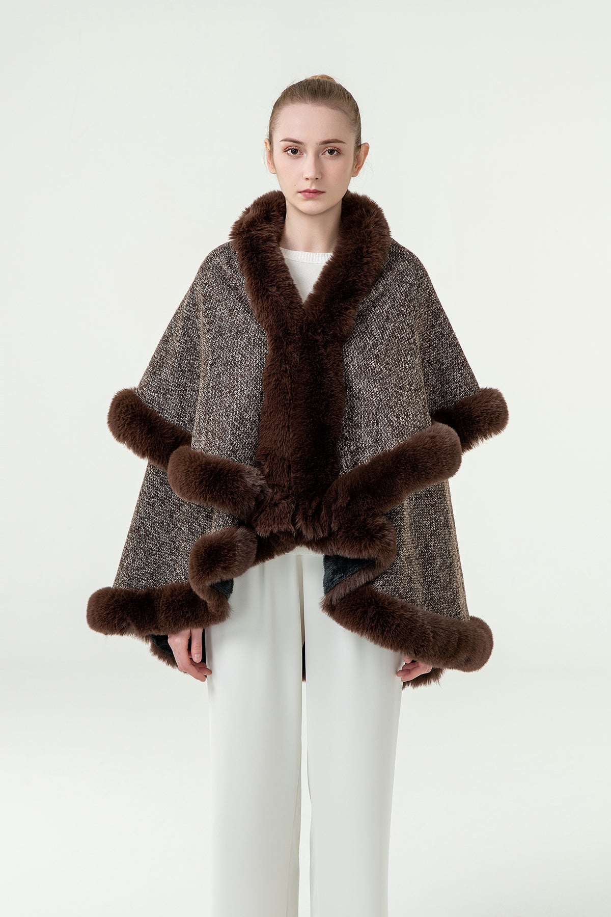 Lucchi Italy Women's Cape - Brown