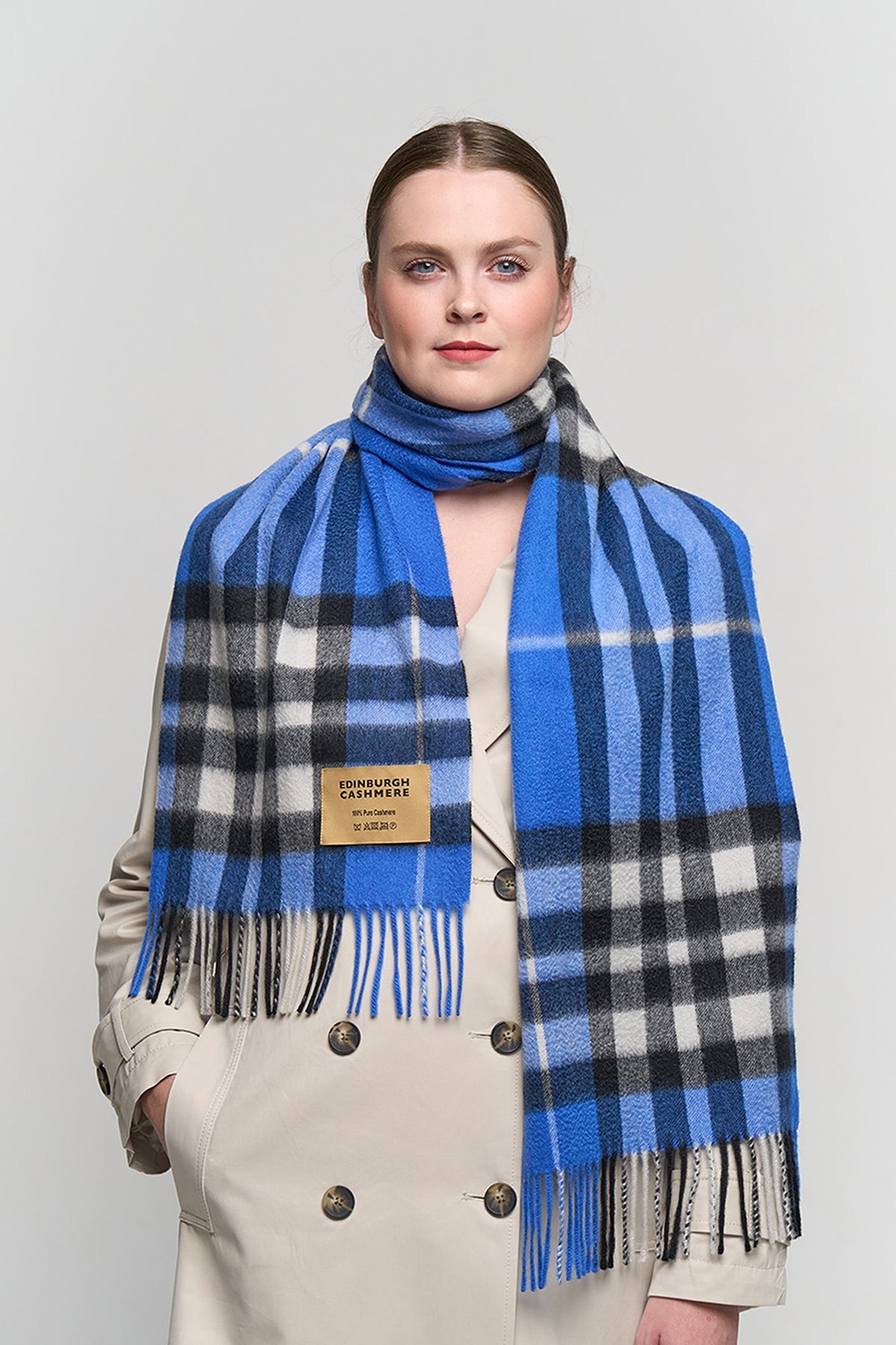 DC Check Cashmere Scarf Dark Blue