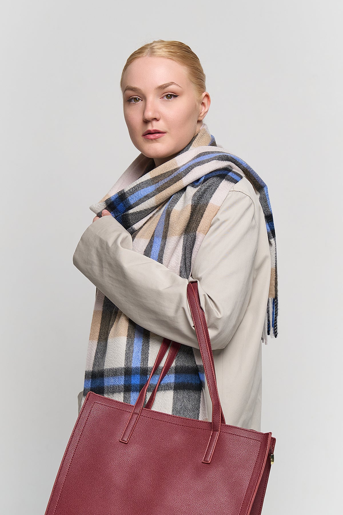 DC Scott Cashmere Scarf Camel and Cream