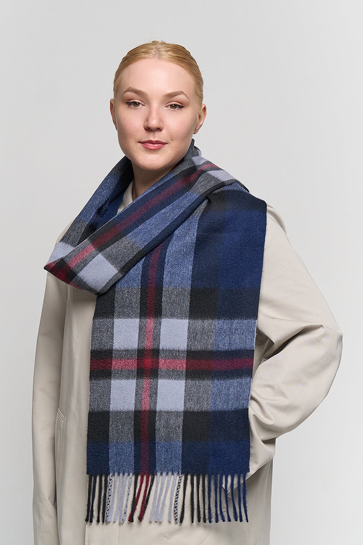 100% Pure Cashmere Scarf Scottish Design Navy