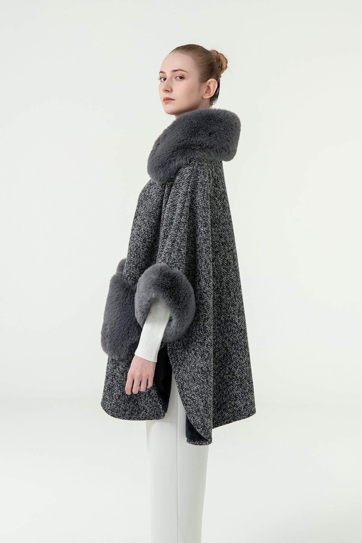 Lucchi Italy Women's Cape - Dark Grey