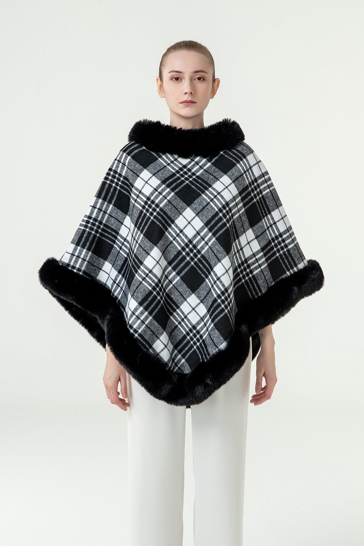 Lucchi Italy Women's Poncho - Black/White