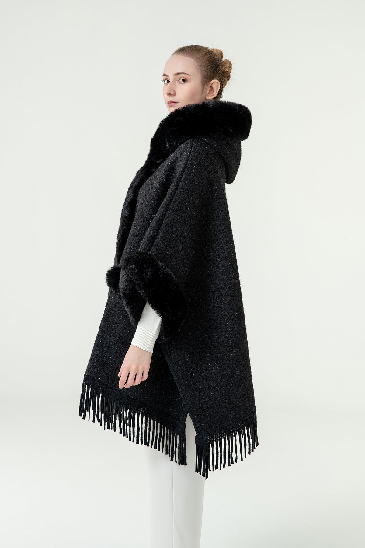 Lucchi Italy Women's Hooded Cape - Black