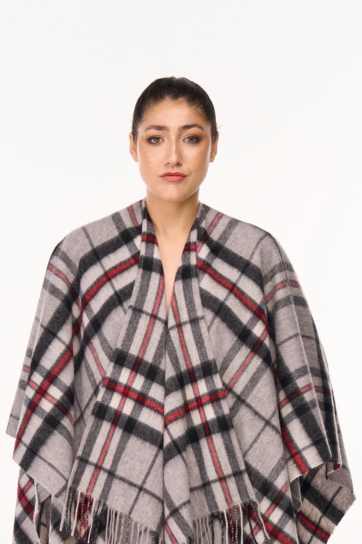 Lucchi Italy Cape Scottish Design Tartan Poncho 100% Pure Lambs wool