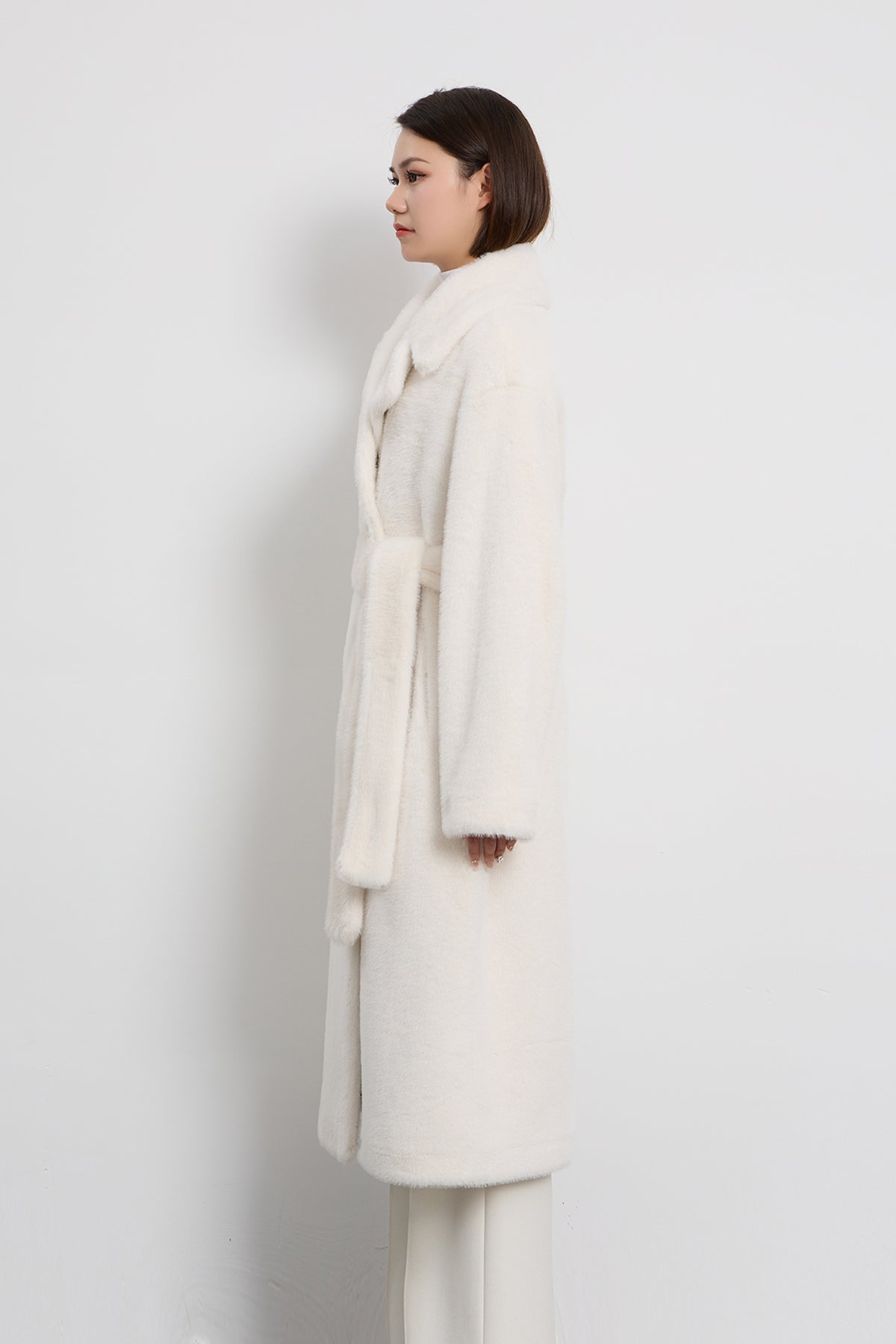 Lucchi Italy Women's Fur Long Coat - White