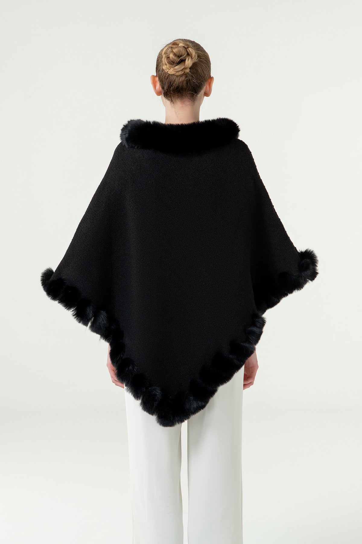 Lucchi Italy Women's Poncho - Black