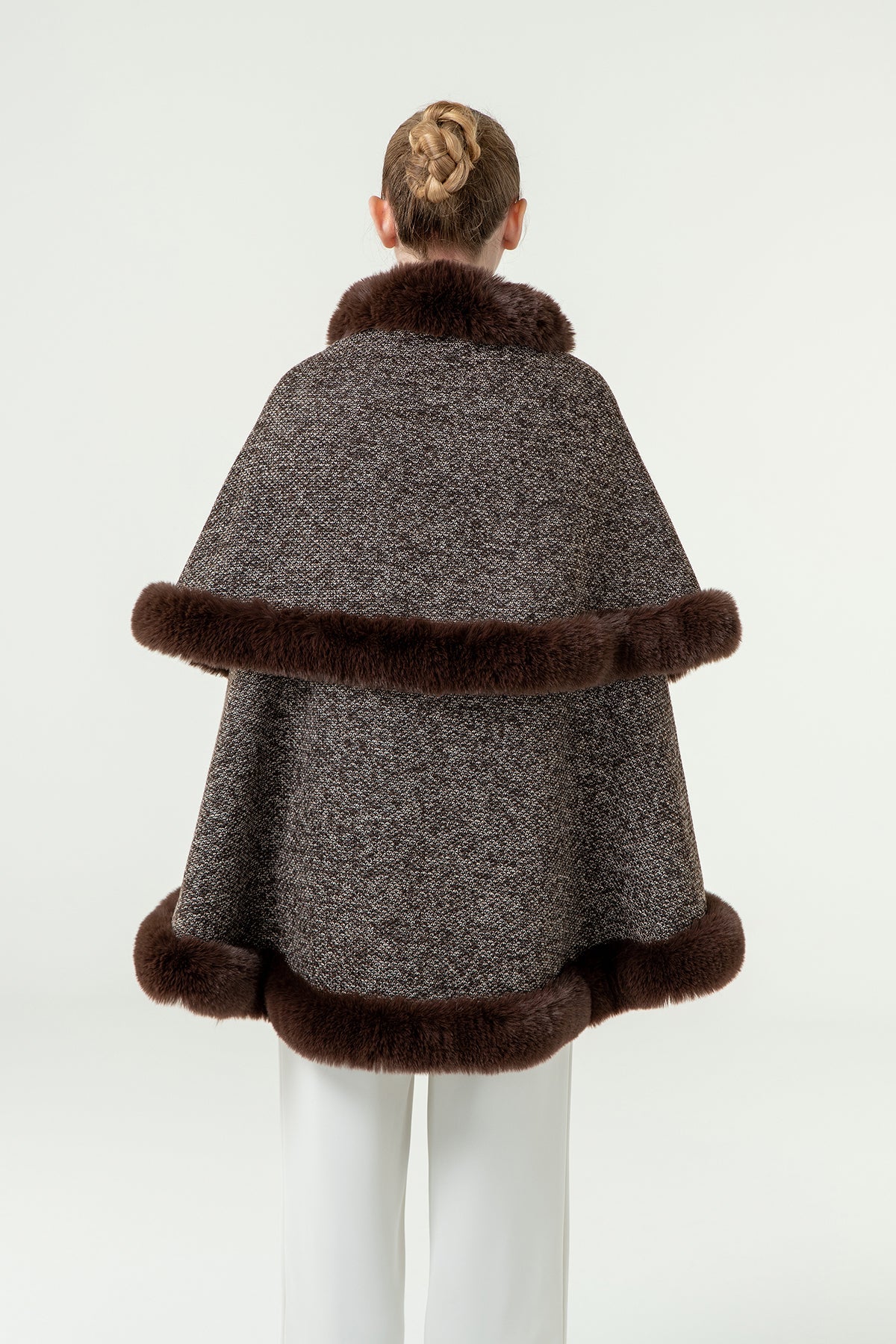 Lucchi Italy Women's Cape - Brown