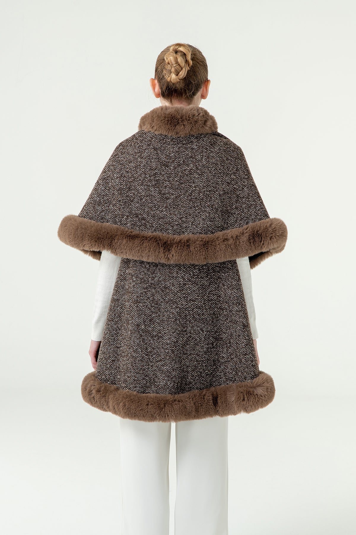 Lucchi Italy Women's Cape - Beige