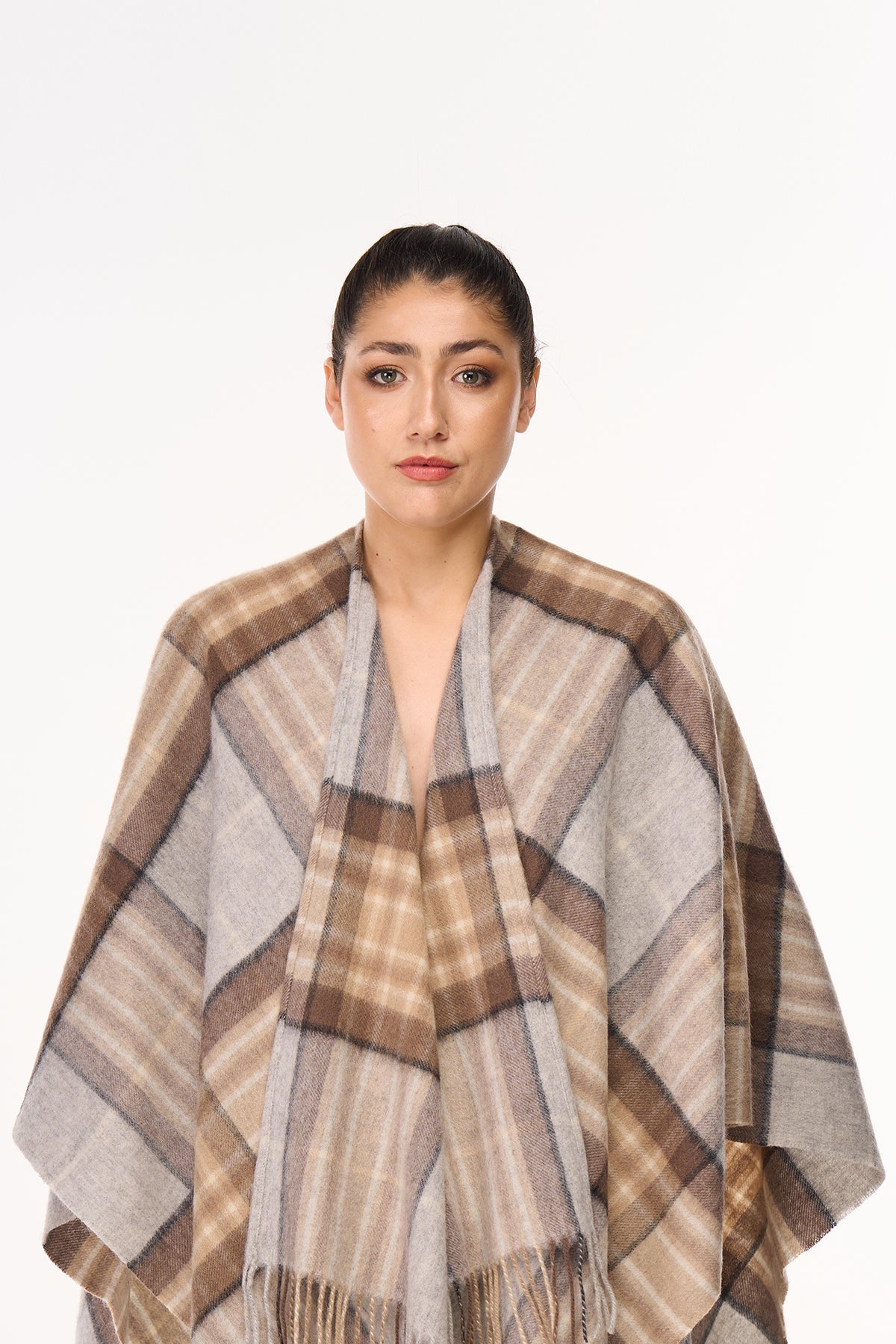 Lucchi Italy Cape MacKellar Tartan Poncho 100% Pure Lambswool