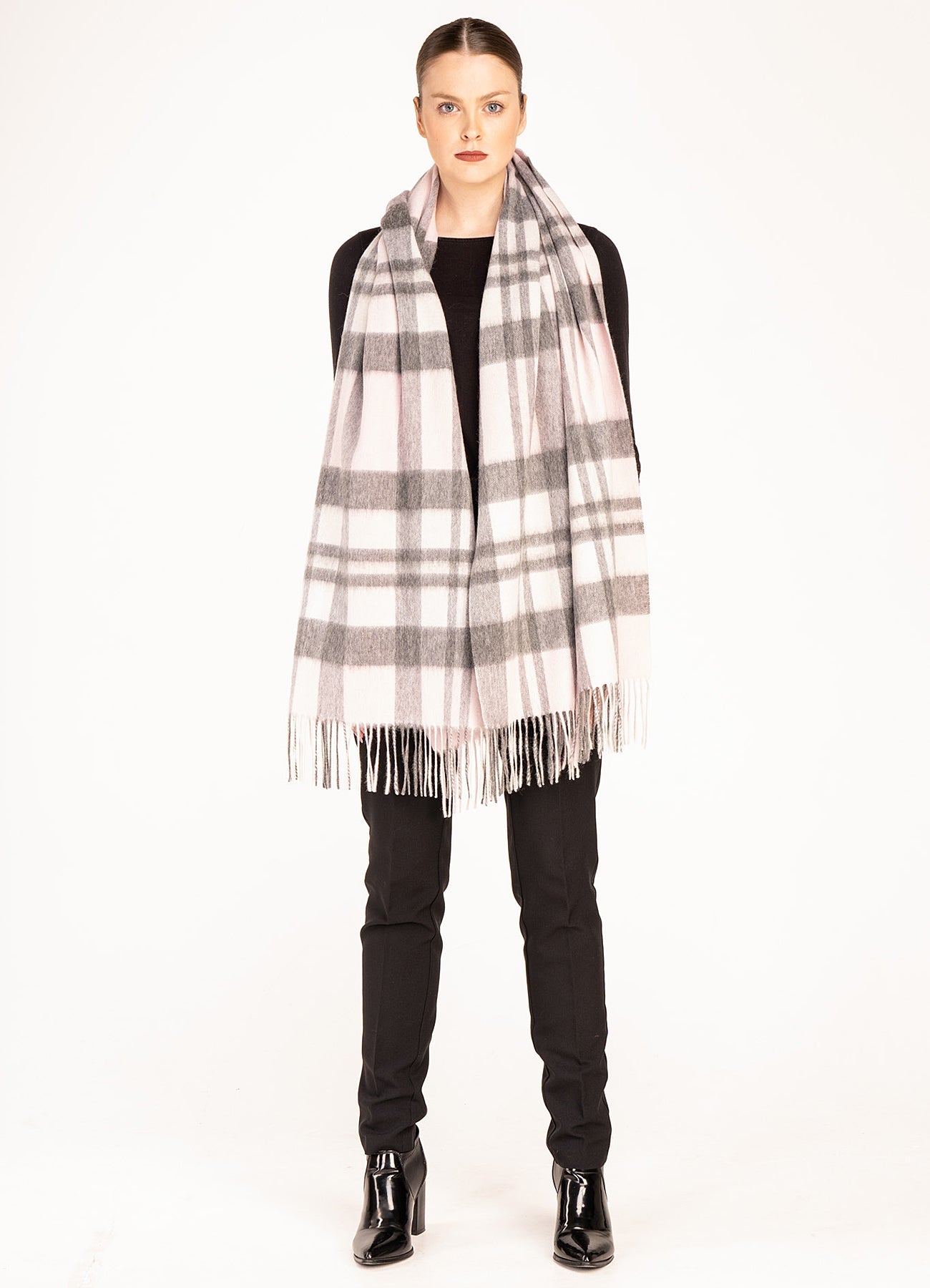 Lucchi Italy DC Pink Stole 100% Pure Lambswool