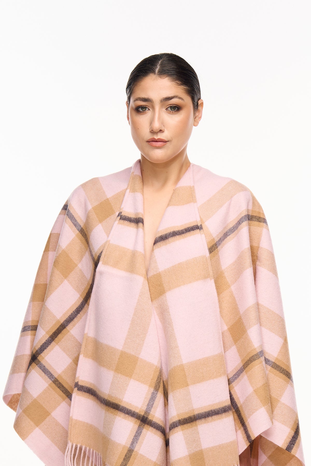 Lucchi Italy Poncho Luxury DC Scott
