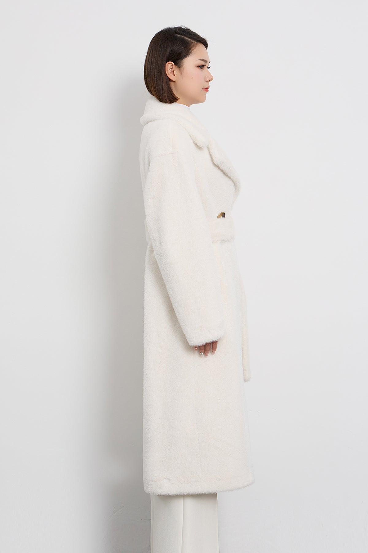Lucchi Italy Women's Fur Long Coat - White
