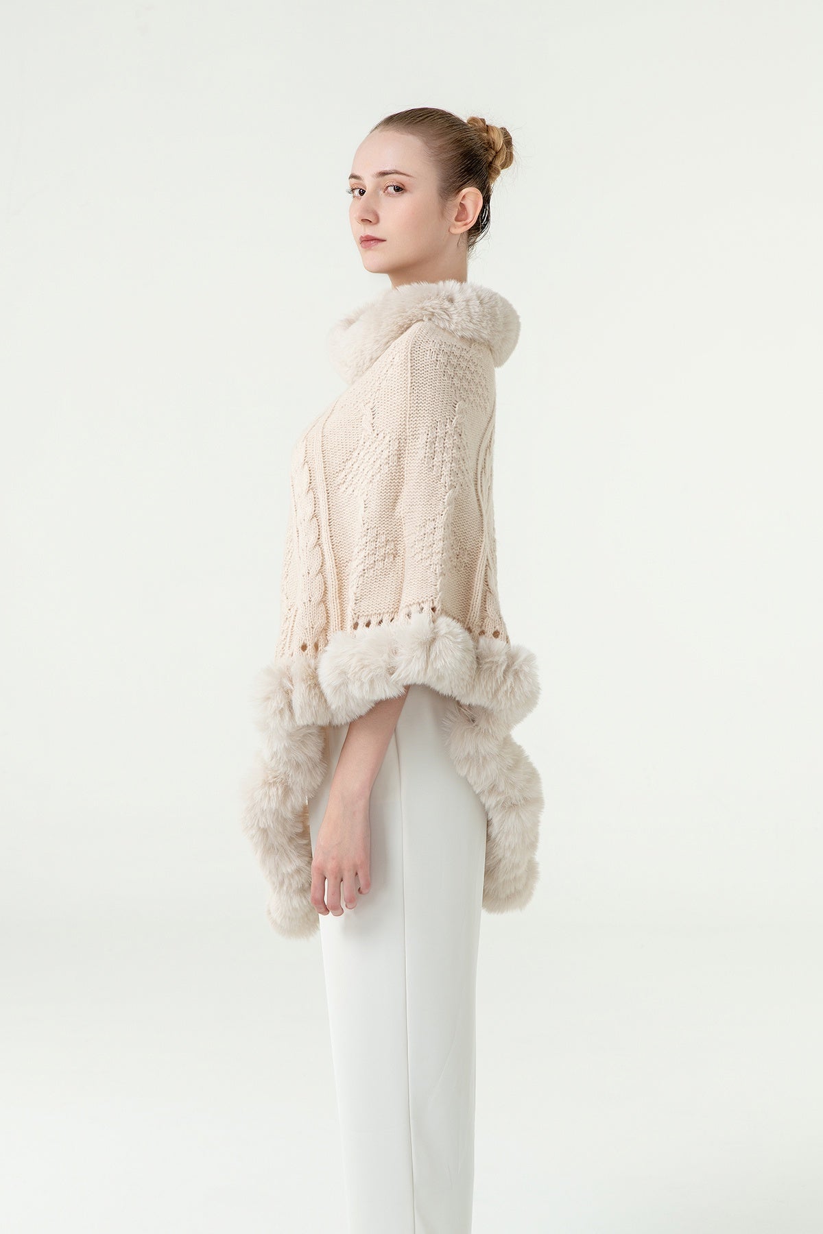 Lucchi Italy Women's Poncho - Cream
