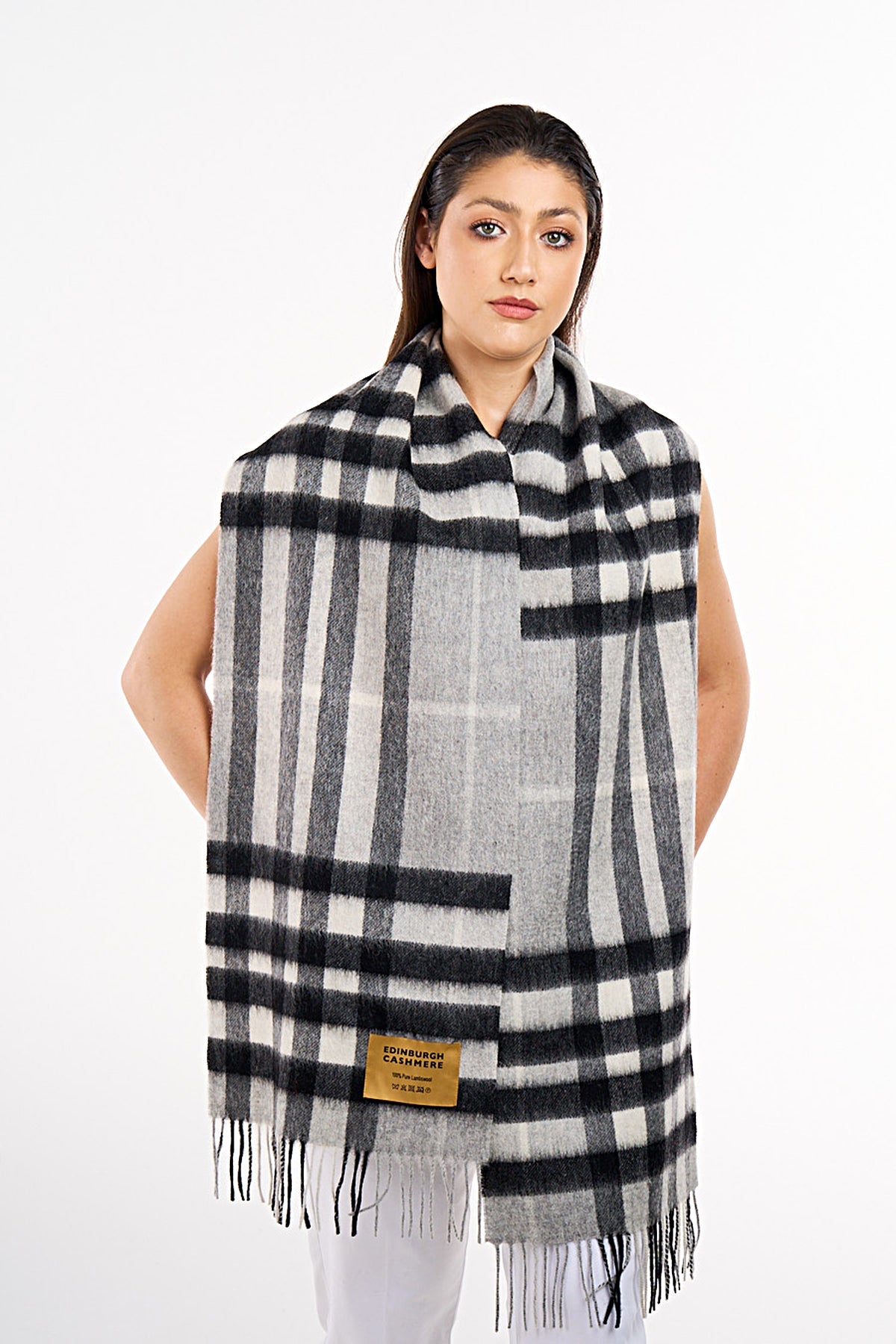 Lucchi Italy Cashmere Wool Scarf DC Check Luxury