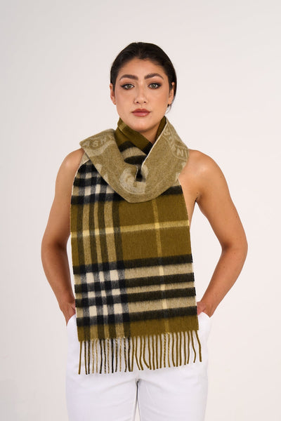 Lucchi Italy Designer Iconic Scarf EC 100% Pure wool Green
