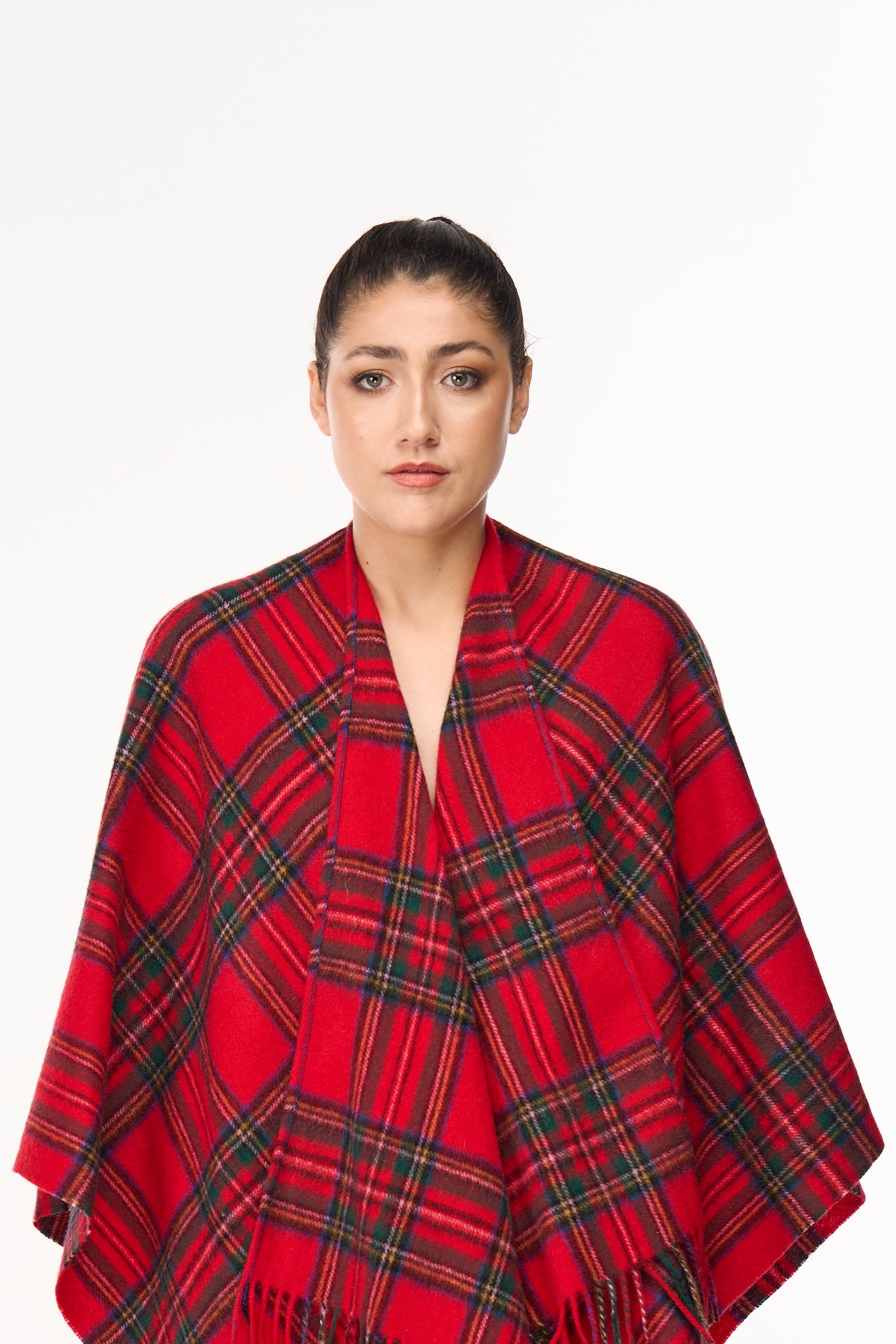 Lucchi Italy Cape Scottish Royal Stewart Tartan Poncho 100% Pure Lambs wool