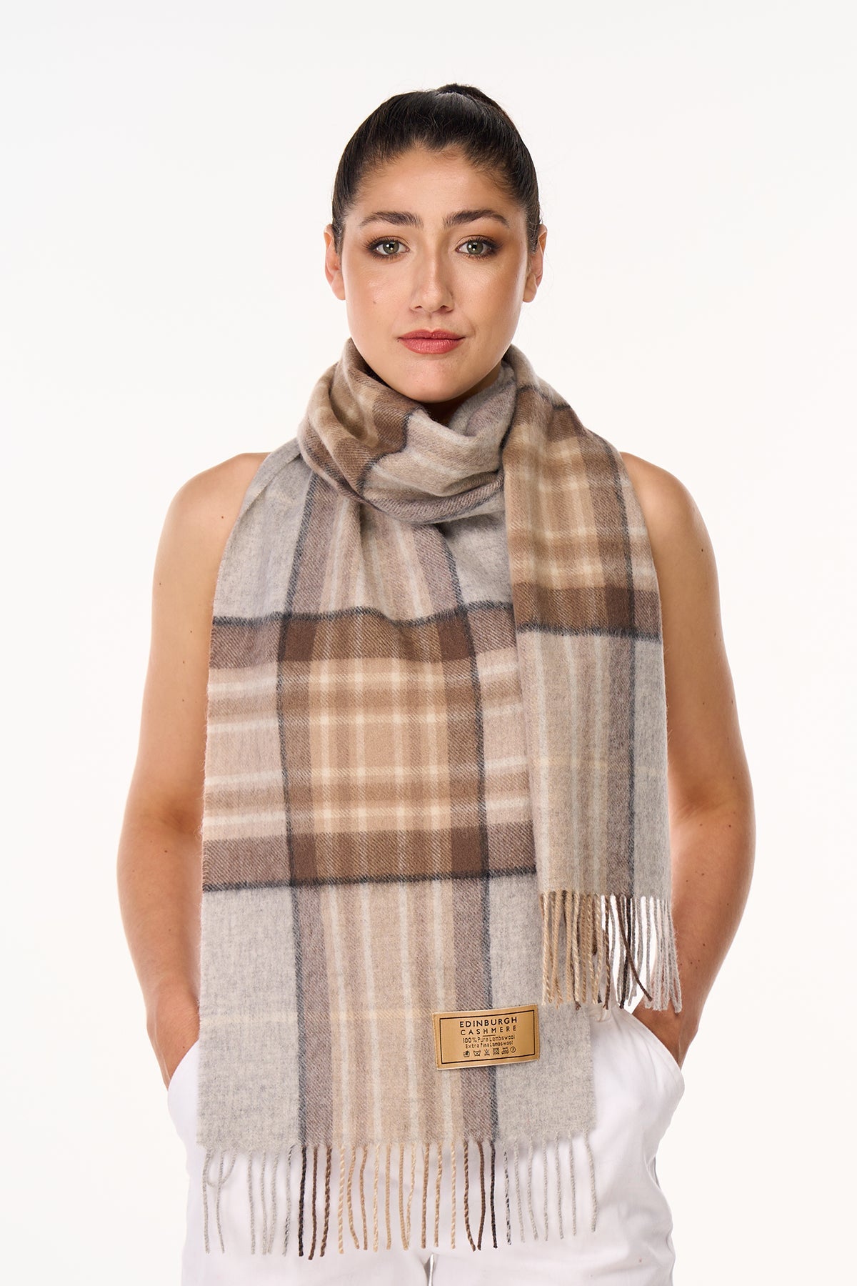 Lucchi Italy Scarf 100% Pure wool Scottish Design MacKellar Tartan