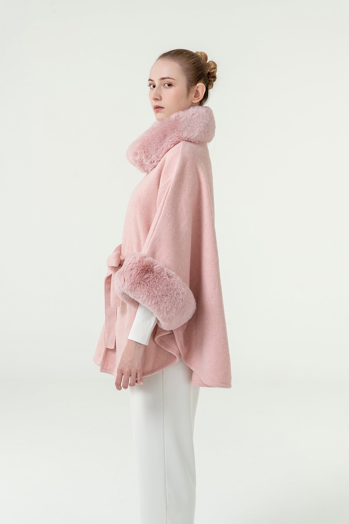 Lucchi Italy Women's Cape - Pink