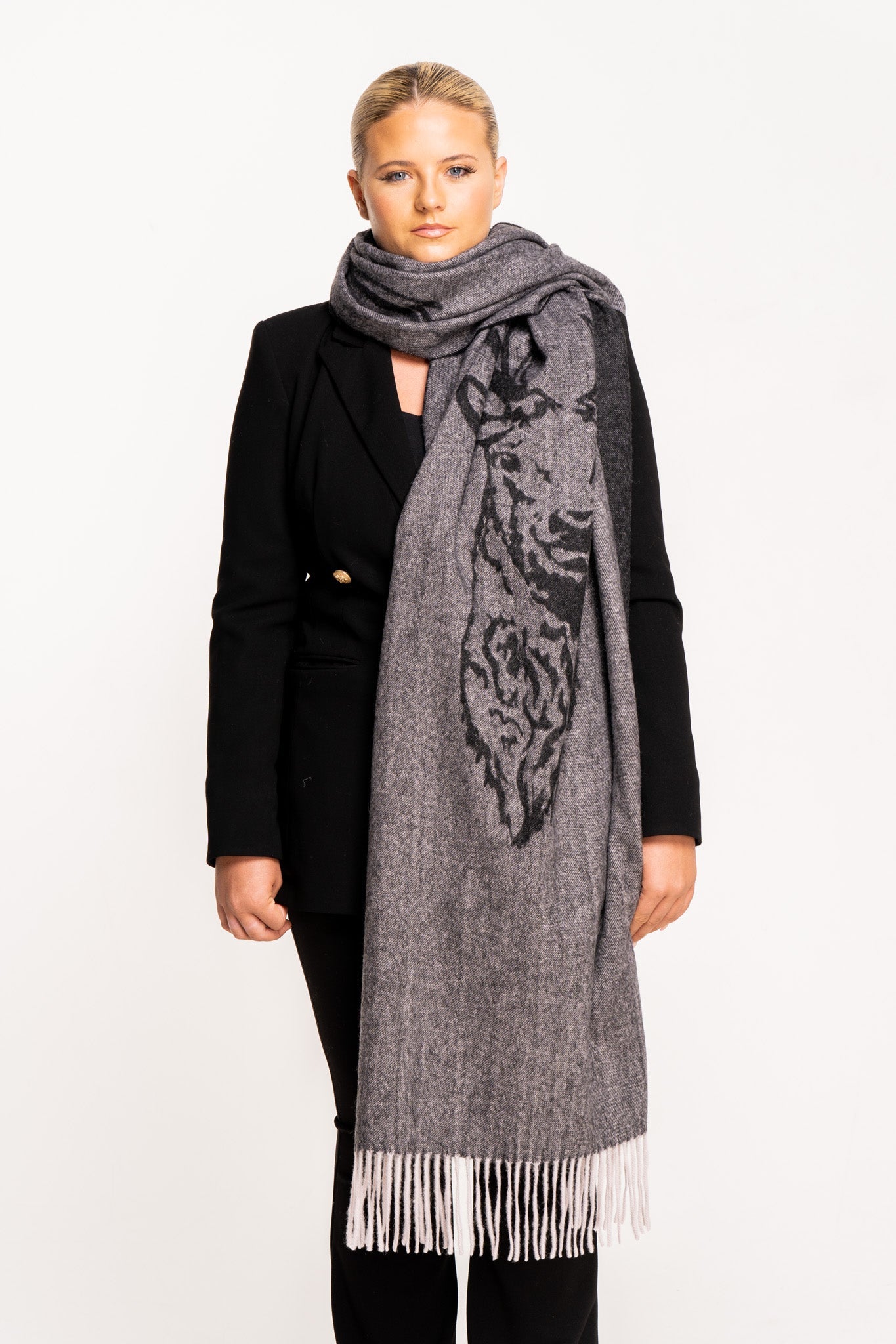 Lucchi Italy Stag Grey Scarf 100% Pure Lambswool