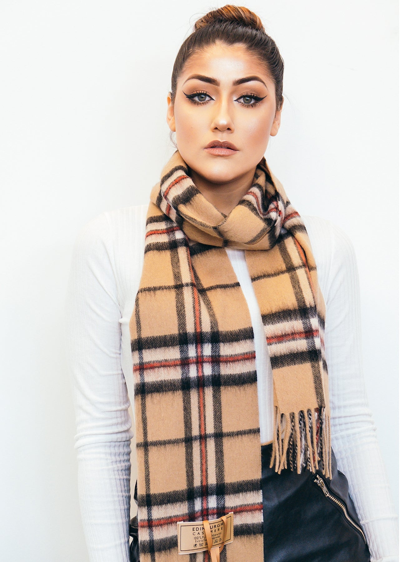 Lucchi Italy 100% Pure Cashmere Thomson Camel Scarf - Big Size
