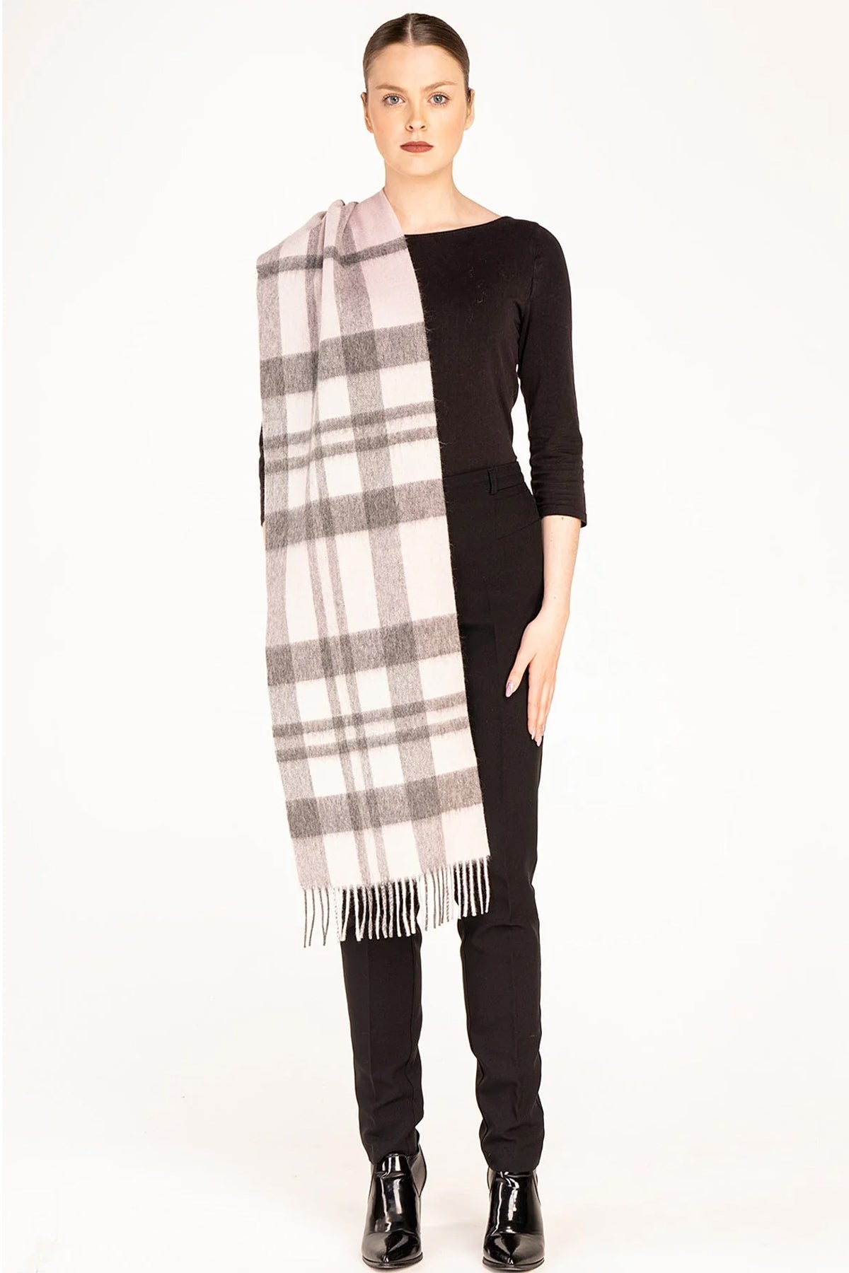 Lucchi Italy 100% Pure Cashmere DC Pink Scarf