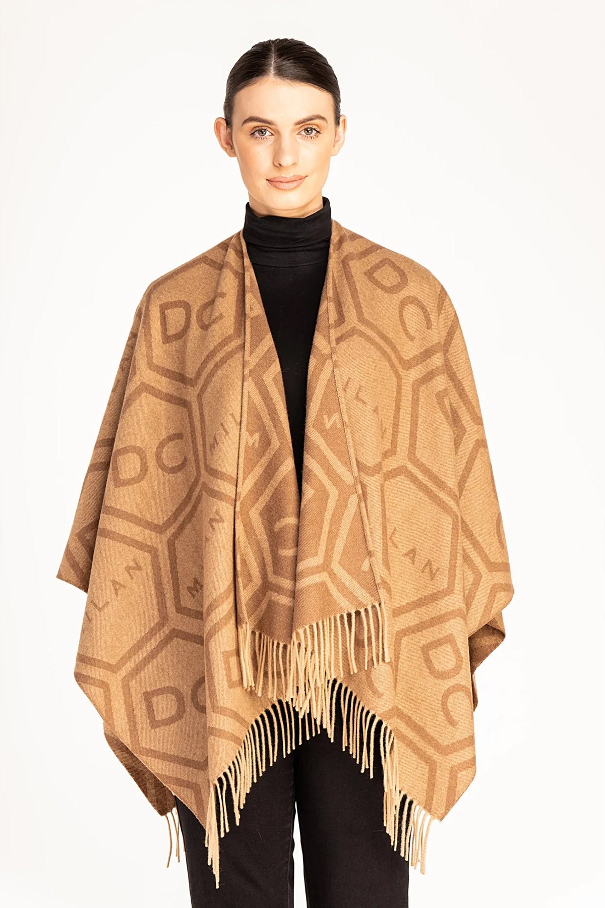 Lucchi Italy Cape Exclusive Iconic Design DC poncho 100% Pure wool