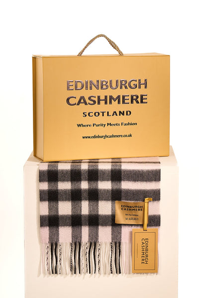 DC Check Cashmere Scarf Light Pink