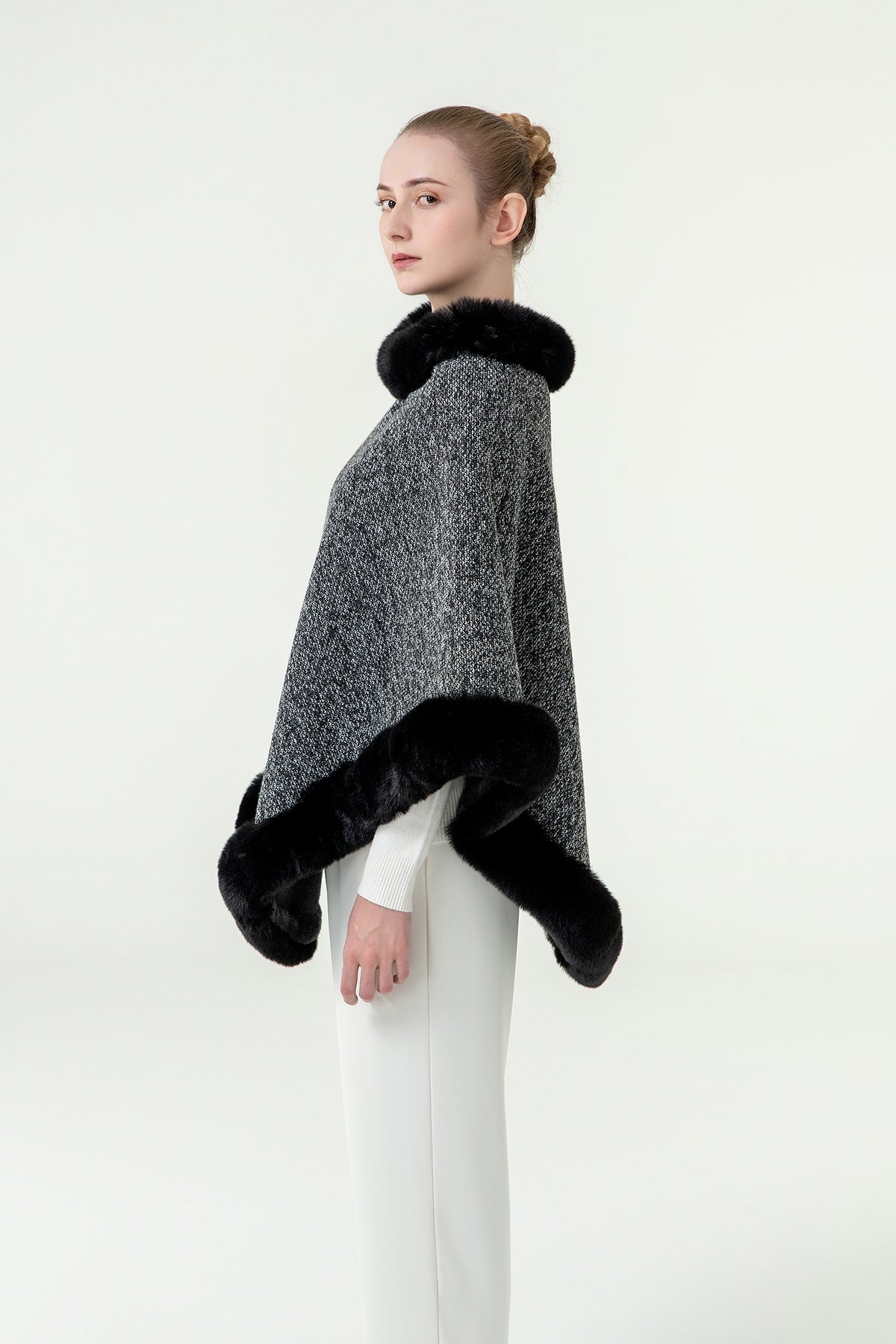 Lucchi Italy Women's Poncho - Black