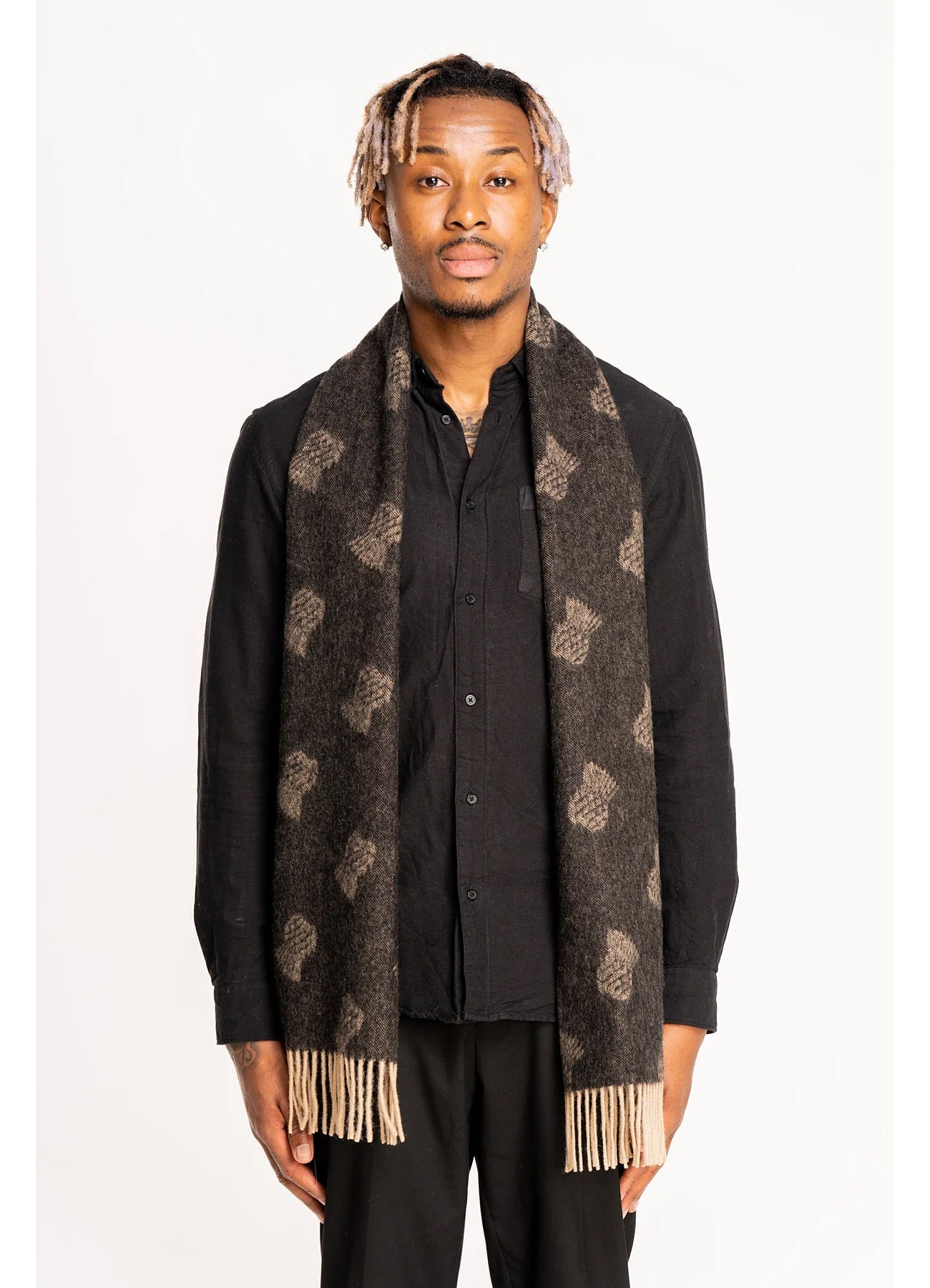 Lucchi Italy Thistle Small Charcoal Scarf 100% Pure Lambswool